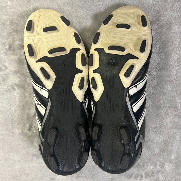 Adidas Puntero Vlll TRX FG Soccer Cleats Kids 4 Black White G65135 Football Boot - Picture 8 of 9
